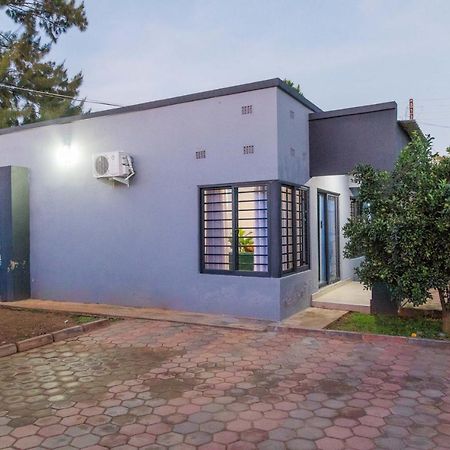 Blue Agave F2 Apartment Lusaka Exterior photo